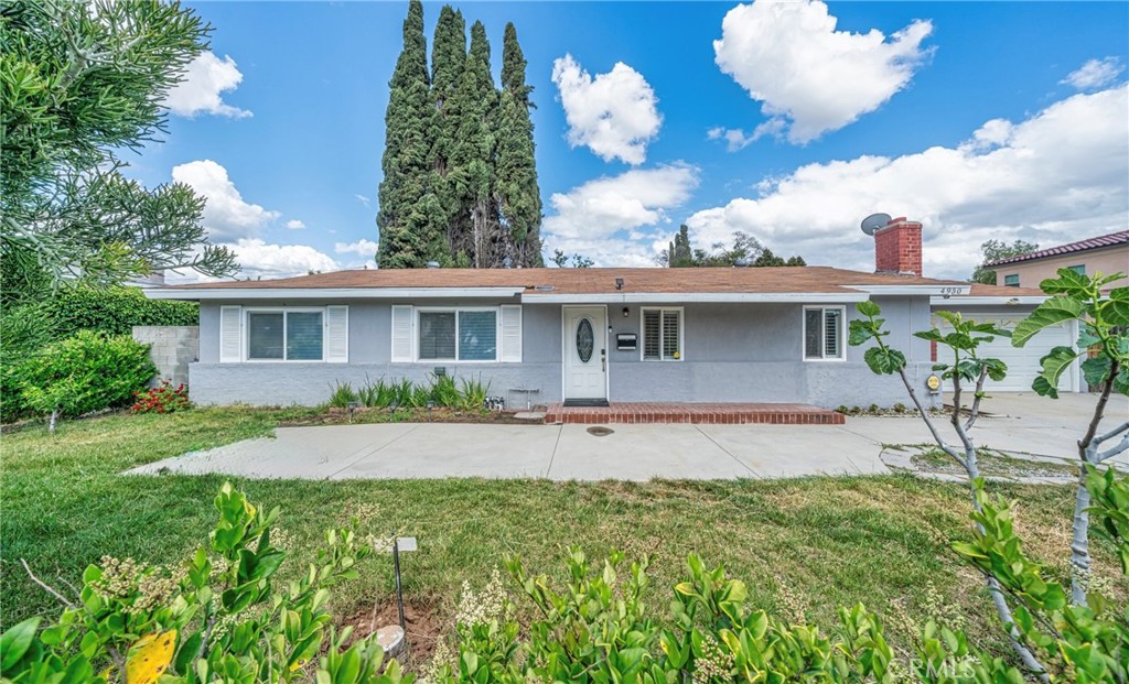 Welcome to 4930 Arden Drive, a beautifully remodeled single-story home located in the desirable city of Temple City. This move-in ready residence features 3 spacious bedrooms and 2 modern bathrooms across 1,404 square feet of living space. Originally built in 1965, the home has been completely renovated to blend timeless charm with contemporary finishes. Enjoy a bright and functional floor plan, a stylishly updated kitchen, and a cozy living area perfect for relaxing or entertaining. Situated on a 4,850 square foot lot, the property offers a private backyard with mature fruit trees—ideal for outdoor enjoyment and gardening. Located in a peaceful neighborhood with access to excellent schools, shopping, and dining, this is a rare opportunity you won’t want to miss.