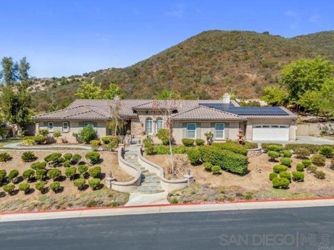 Photo of 14776 Interlachen TER, Valley Center, CA 92082 (MLS # 260017147SD)