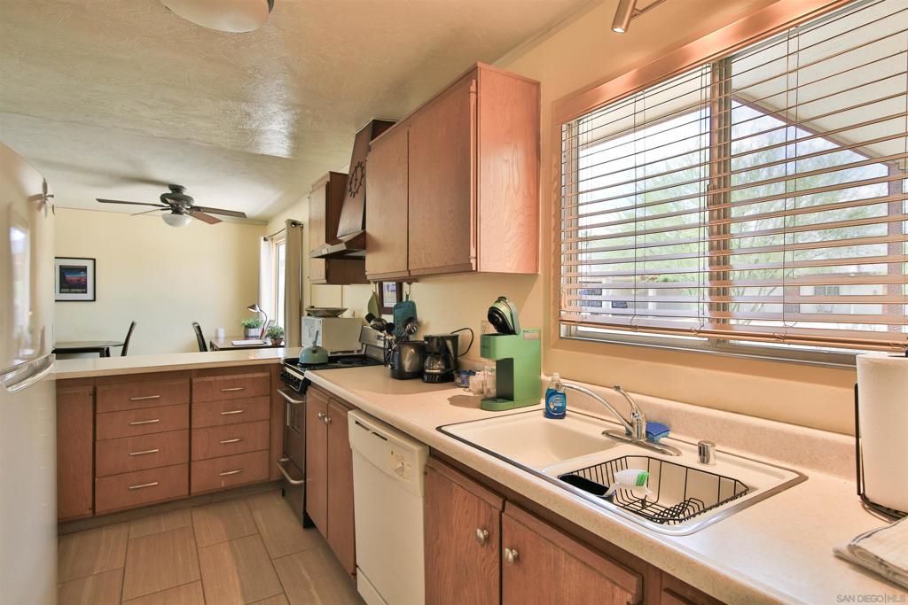 3158 Circle E 51
