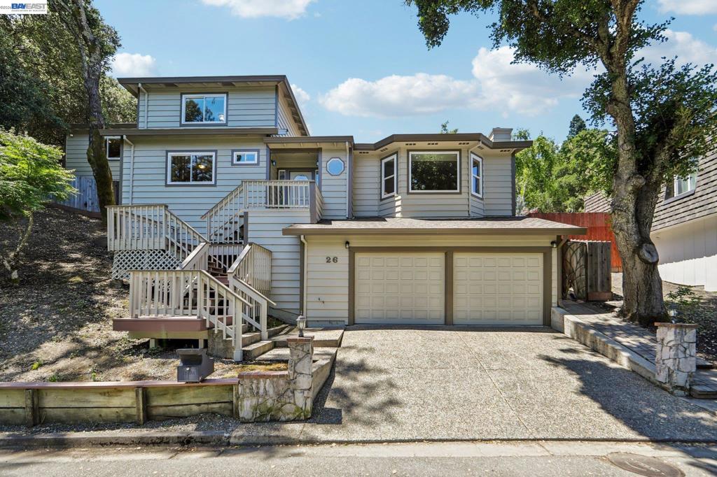 26 Oak Rd RD, Orinda CA 94563