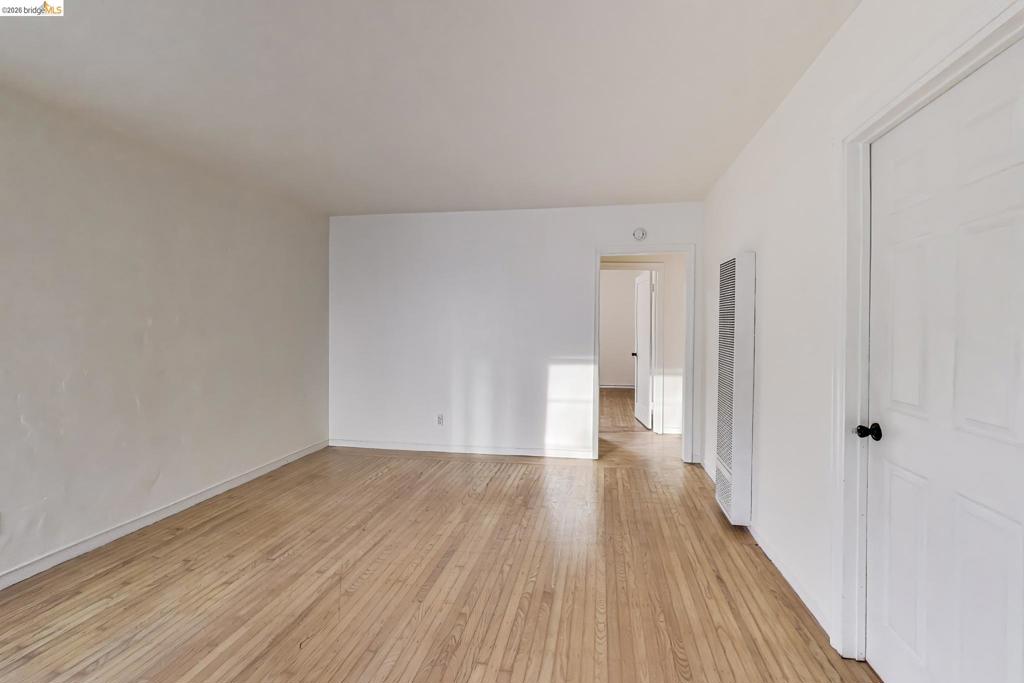 33 E Home Place