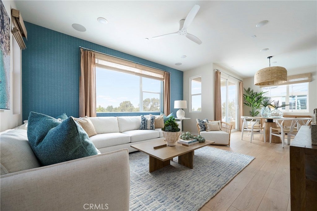 8375 White Gardenia Way