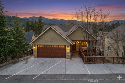 Photo of 26845 Modoc Lane, Lake Arrowhead, CA 92352 (MLS # IG26014613)