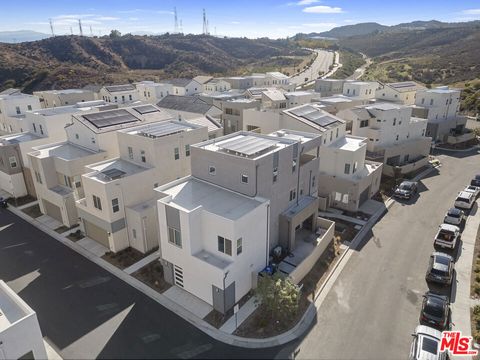 26666 Beartown Lane Valencia CA 91381