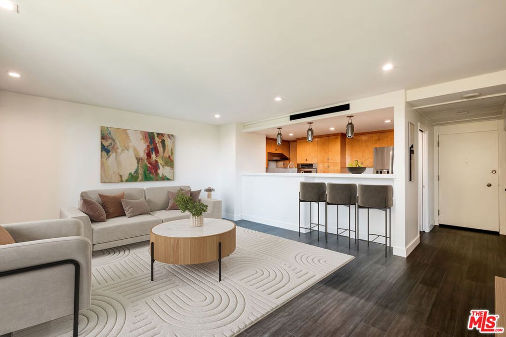 Photo of 2160 Century Parkway #803, Los Angeles, CA 90067 (MLS # 25554671)
