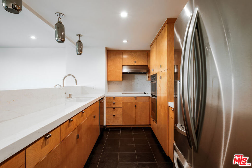 2160 Century Parkway 803
