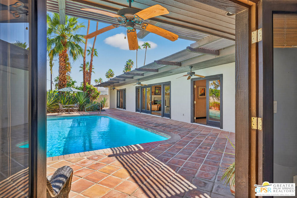 Twin Palms - Residential