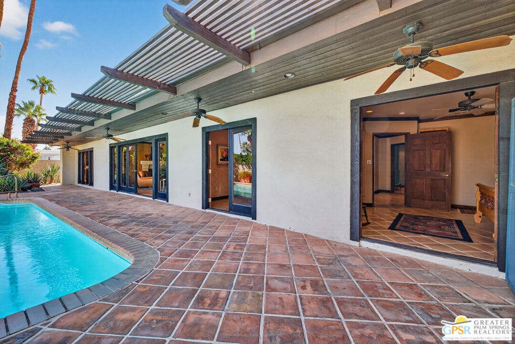 Twin Palms - Residential
