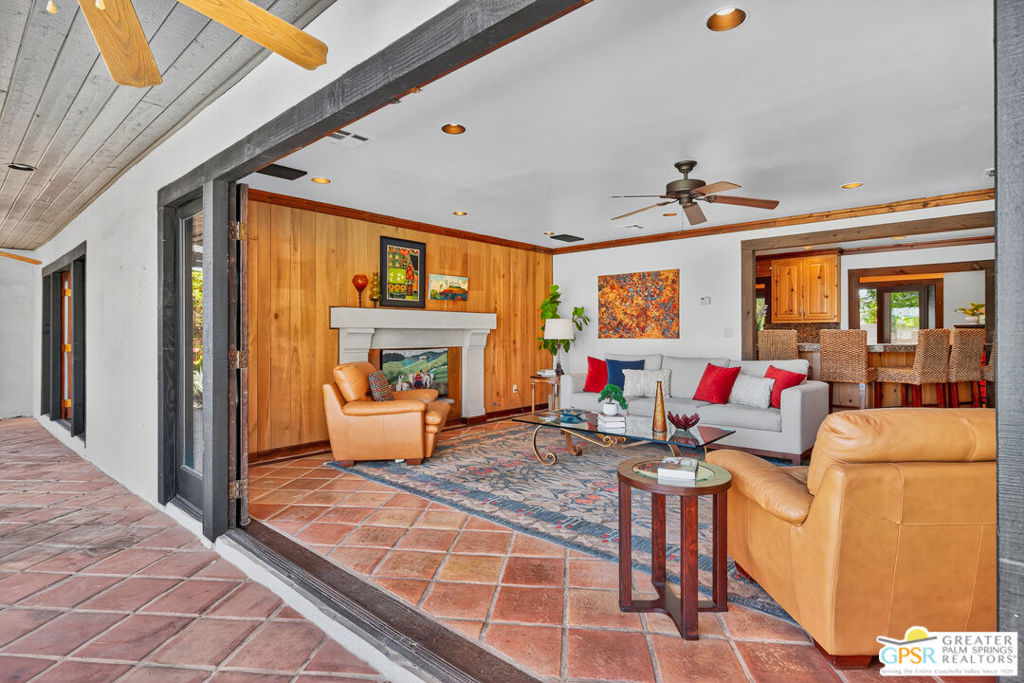 Twin Palms - Residential