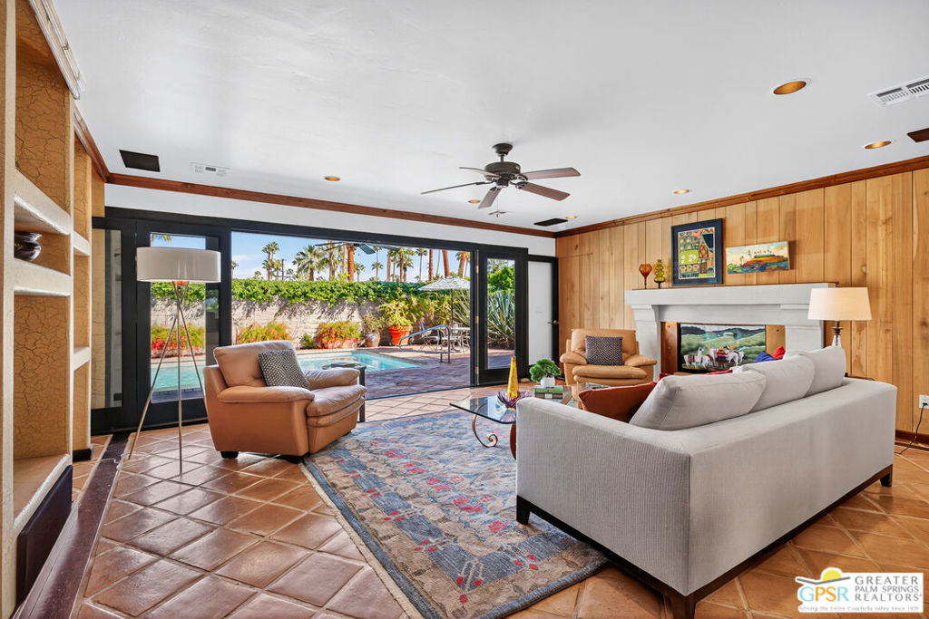 Twin Palms - Residential
