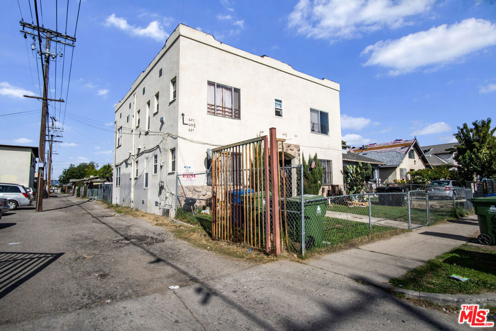 625 E 50th Street