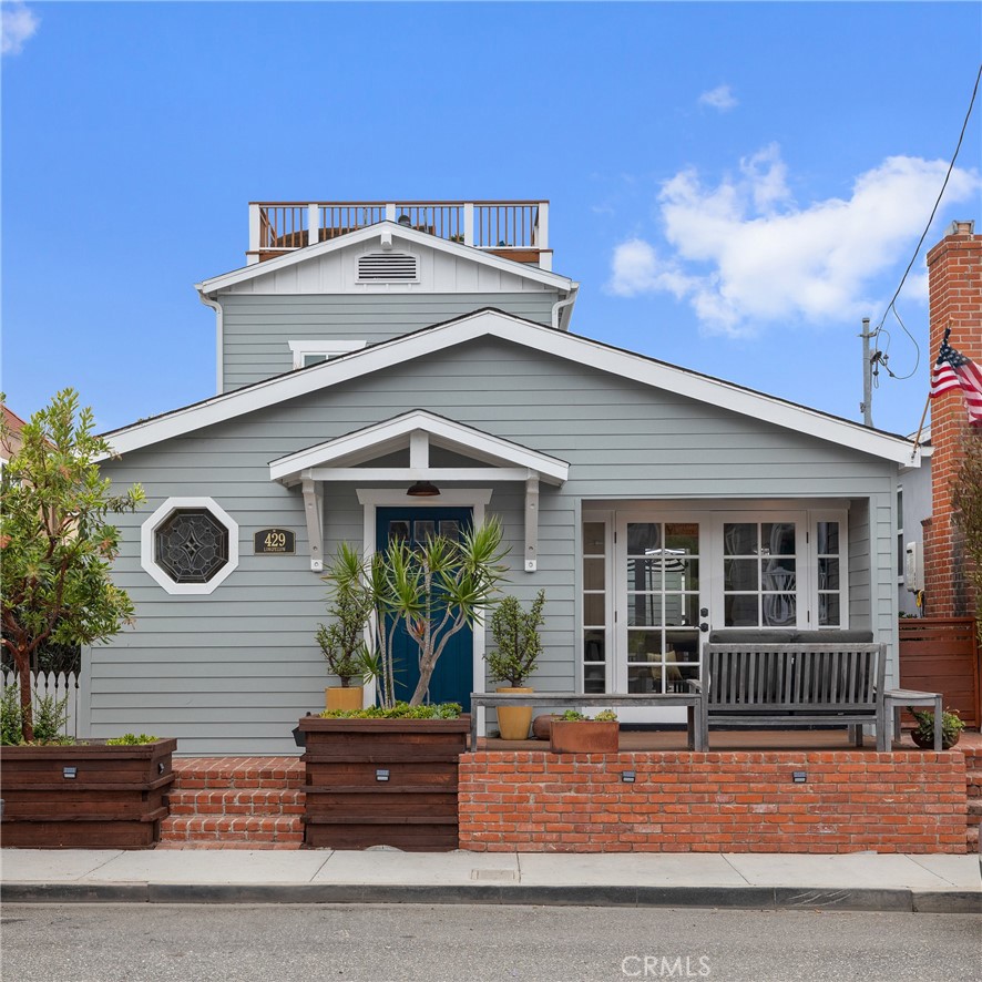 429 Longfellow Avenue