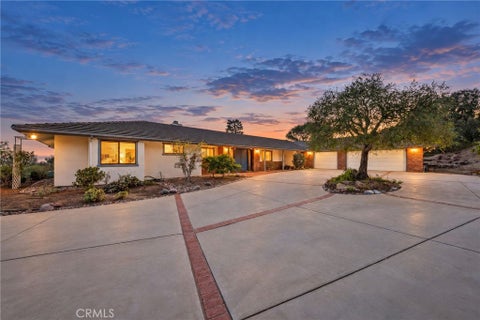 Photo of 4911 San Jacinto Circle CIR E, Fallbrook, CA 92028 (MLS # SW26199846)