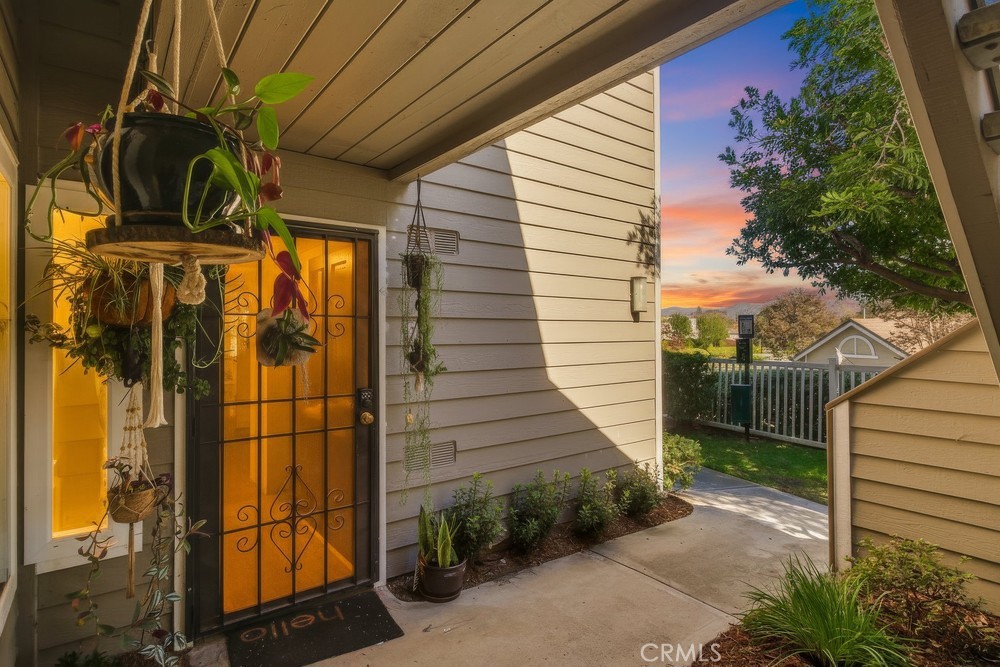 1059 Shadowridge Drive 1