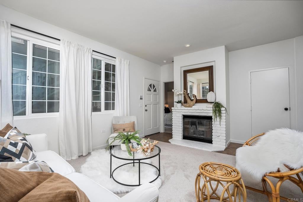 4338 Montalvo 3