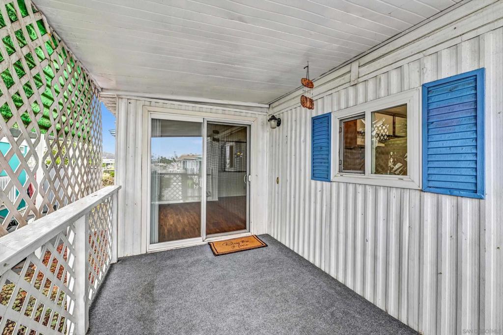 153 Sherri Ln