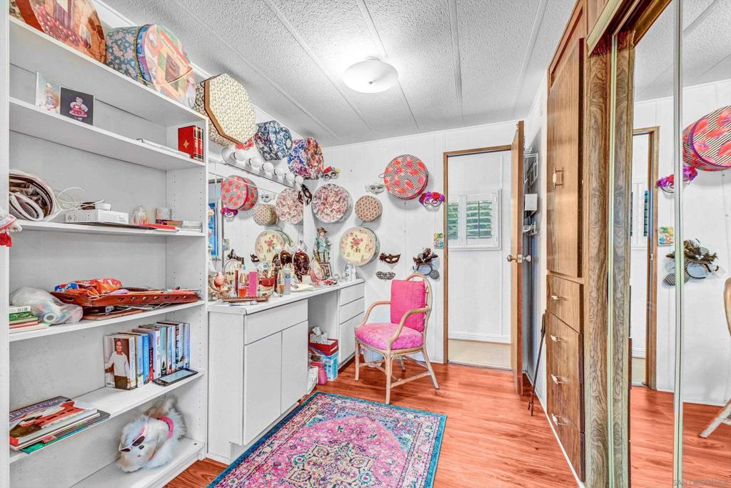 153 Sherri Ln