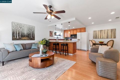 Photo of 1602 Rolling Hill Way Way, Martinez, CA 94553 (MLS # 41112531) Photo of 1602 Rolling Hill Way Way, Martinez, CA 94553 (MLS # 41112531)