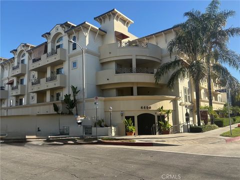 4400 Cartwright Toluca Lake CA 91602