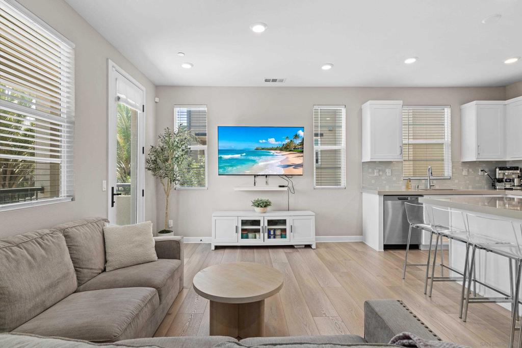 1233 Sunrise View 105