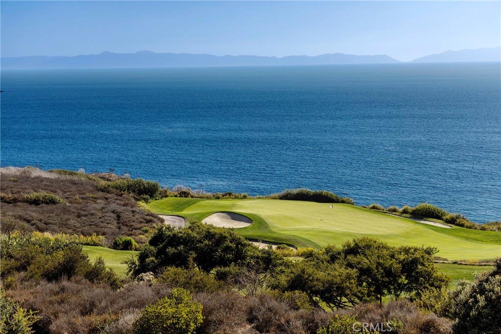 Photo of 3200 La Rotonda Drive #316, Rancho Palos Verdes, CA 90275 (MLS # OC25234445)