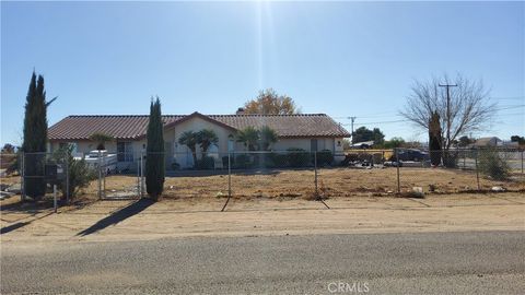 Photo of 16709 Deodar St, Hesperia, CA 92345 (MLS # IV26000525)