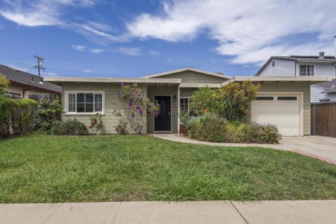 Photo of 1625 Cottage Grove Avenue, San Mateo, CA 94401 (MLS # ML82059473)