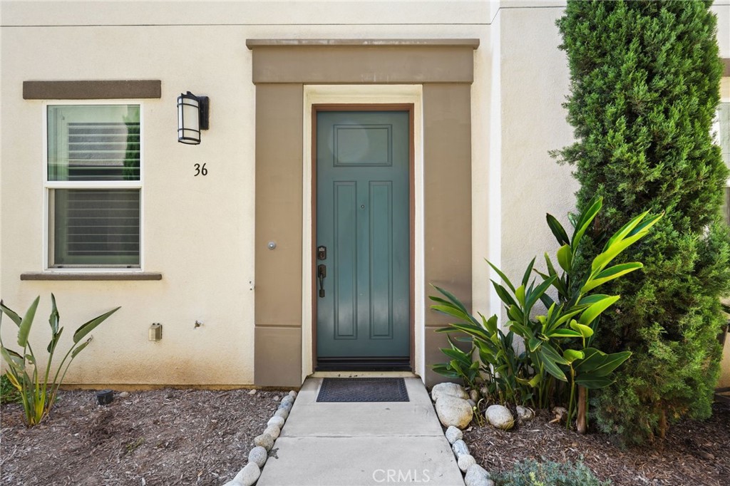 627 W Foothill Boulevard 36