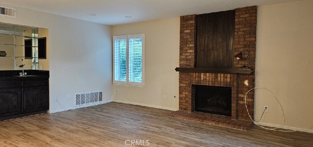 Oso Valley - Residential Lease