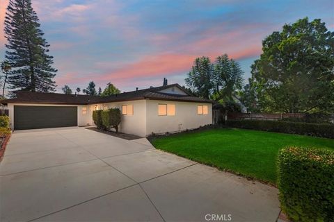 Photo of 230 E Blaine St, Riverside, CA 92507 (MLS # IV25229620) Photo of 230 E Blaine St, Riverside, CA 92507 (MLS # IV25229620)