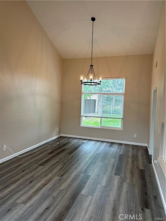 Properties 2 55 Avignon Avenue