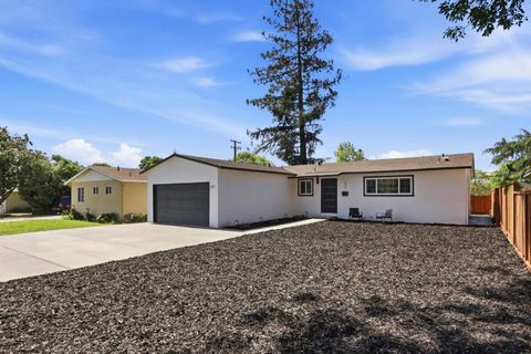 Photo of 321 Mccovey Lane, San Jose, CA 95127 (MLS # ML82047330)