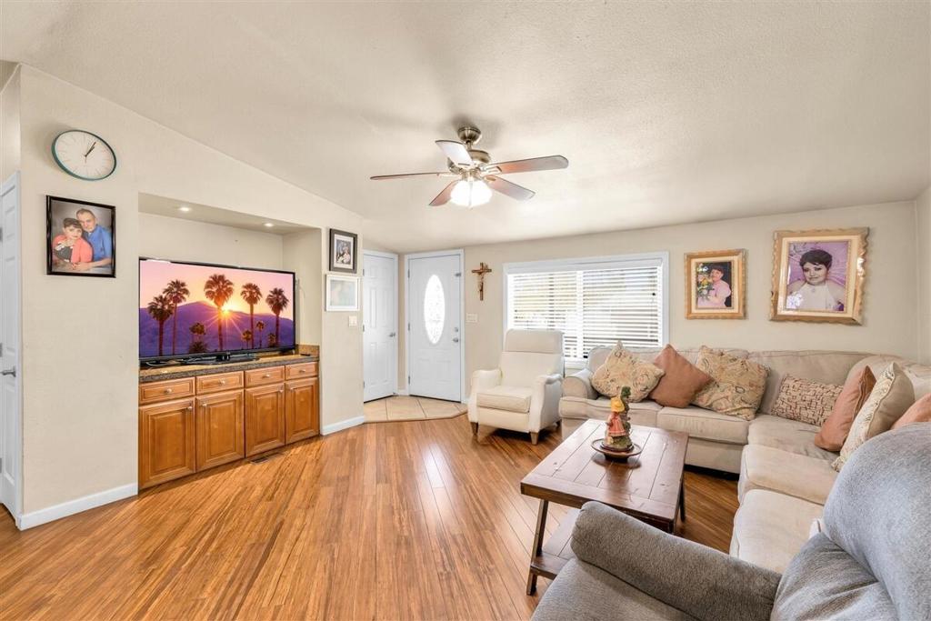 80000 Avenue 48 58