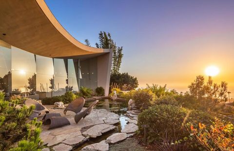 Photo of 724 Muirlands Vista Way, La Jolla, CA 92037 (MLS # NDP2601436)