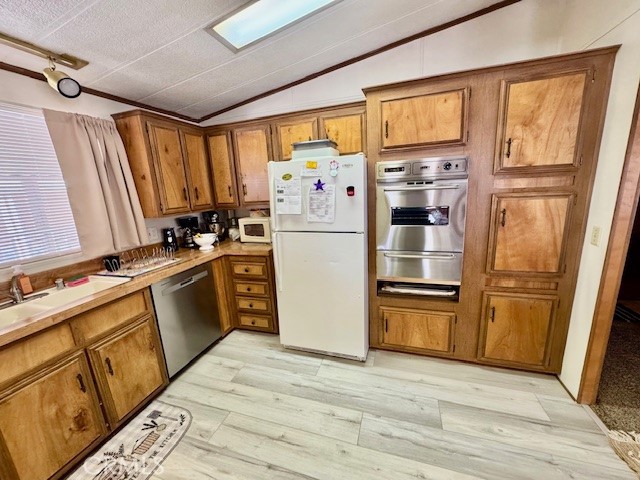 14000 El Elvado Rd 27