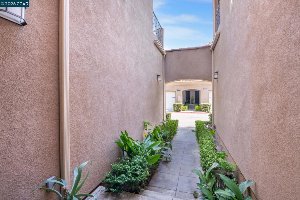 20402 Santa Ana Ave 4