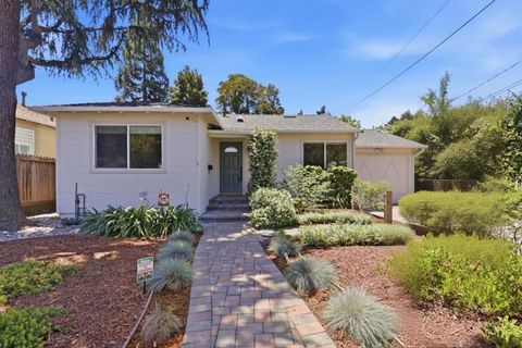 Photo of 950 Hudson Street, Redwood City, CA 94061 (MLS # ML82044831)