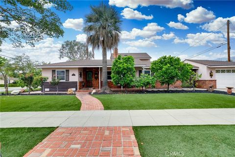 Photo of 307 11th, Azusa, CA 91702 (MLS # WS26065109)