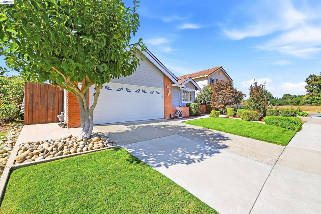 35615 Barnard Dr