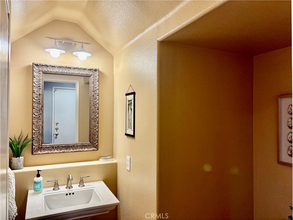 Three Vines (THRV) - Residential