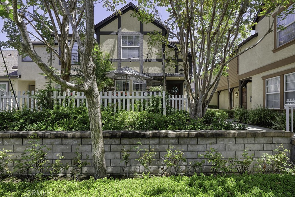 Three Vines (THRV) - Residential