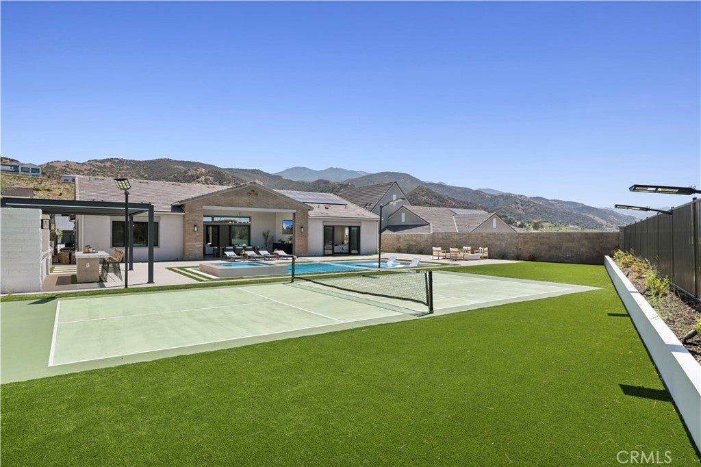 18411 Boulder Bluff
