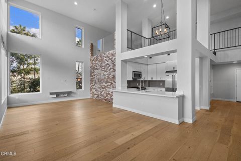 Tiny photo for 1901 Victoria Avenue #204, Oxnard, CA 93035 (MLS # V1-33485)