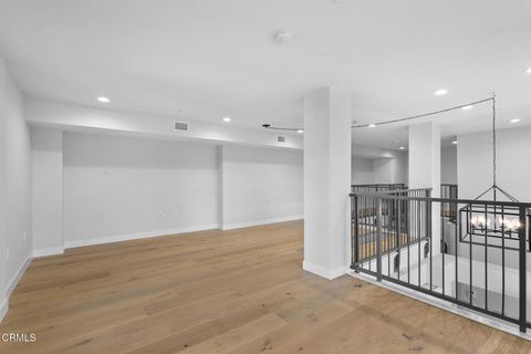 Tiny photo for 1901 Victoria Avenue #204, Oxnard, CA 93035 (MLS # V1-33485)