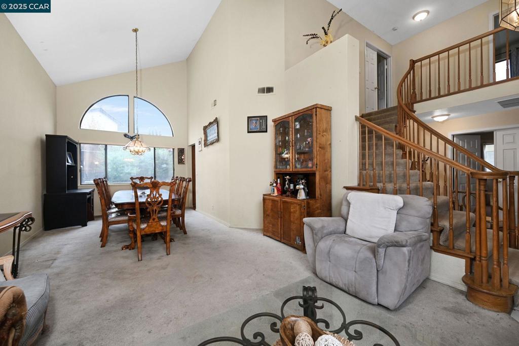 4601 Country Hills Dr