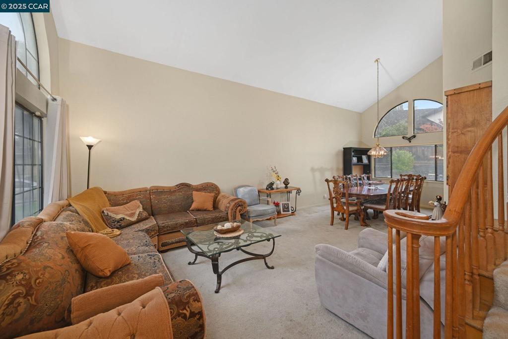 4601 Country Hills Dr