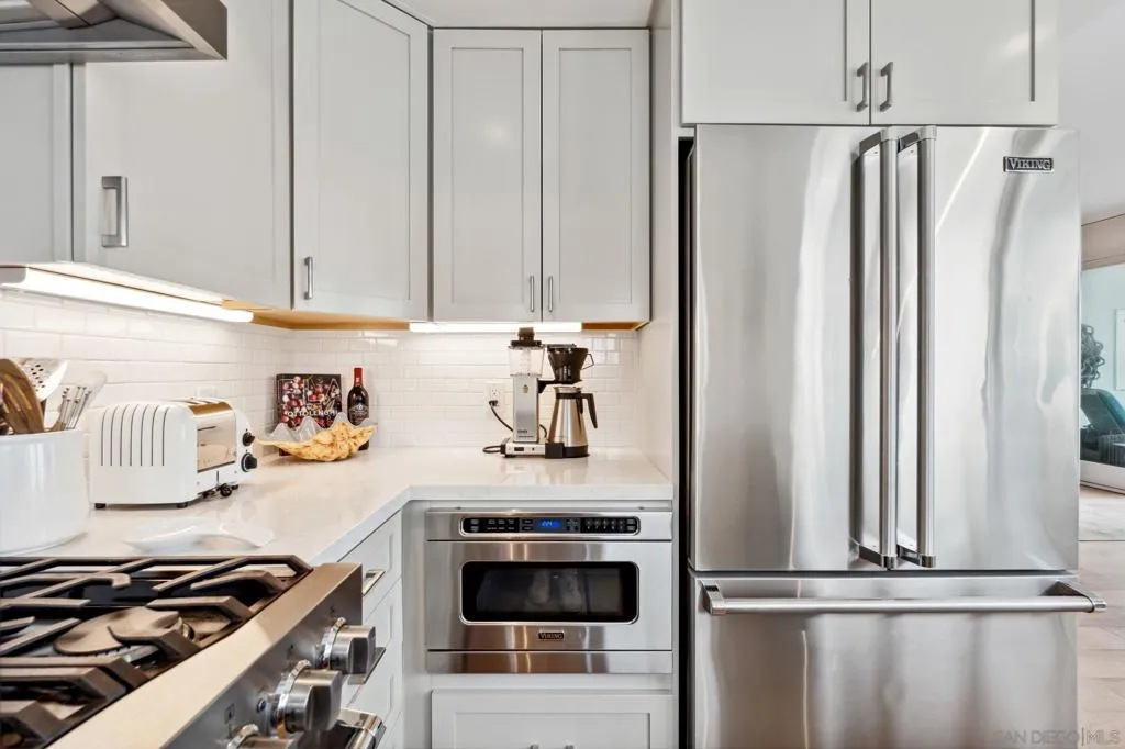 La Jolla, California 92037, United States, 1 Bedroom Bedrooms, ,2 BathroomsBathrooms,Residential,Active,149718