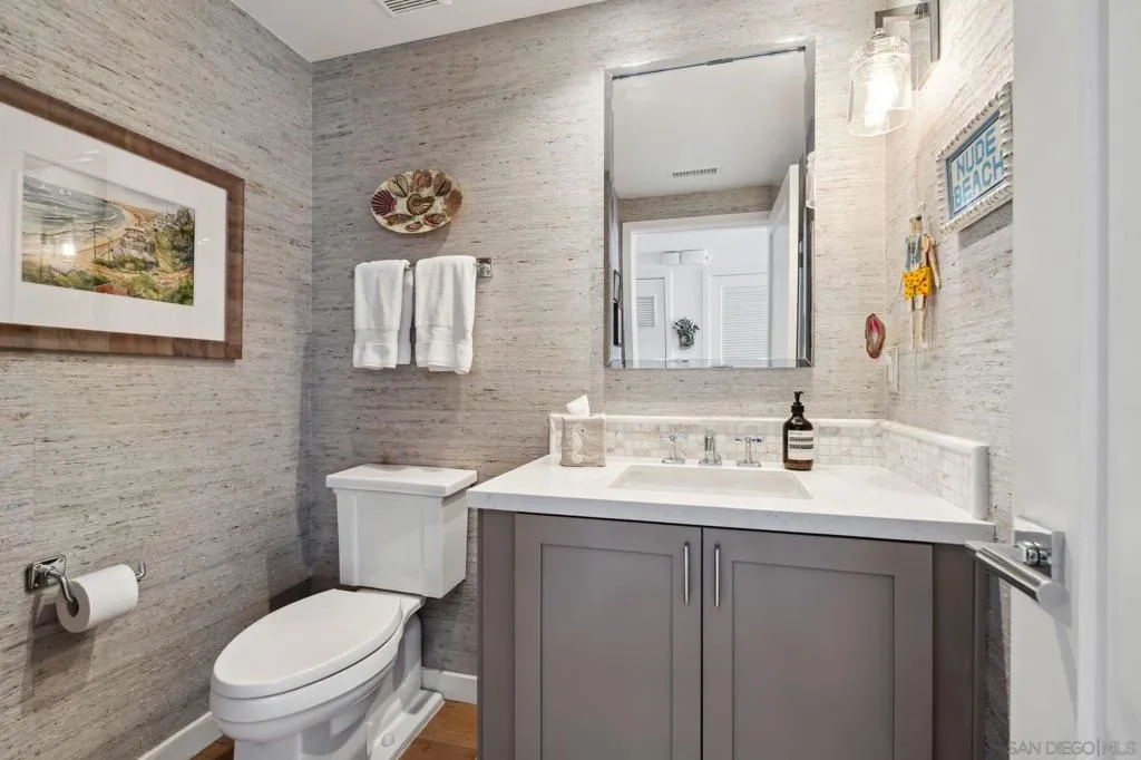 La Jolla, California 92037, United States, 1 Bedroom Bedrooms, ,2 BathroomsBathrooms,Residential,Active,149718