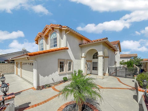 Tiny photo for 1685 Glider Court, Thousand Oaks, CA 91320 (MLS # 226004308)