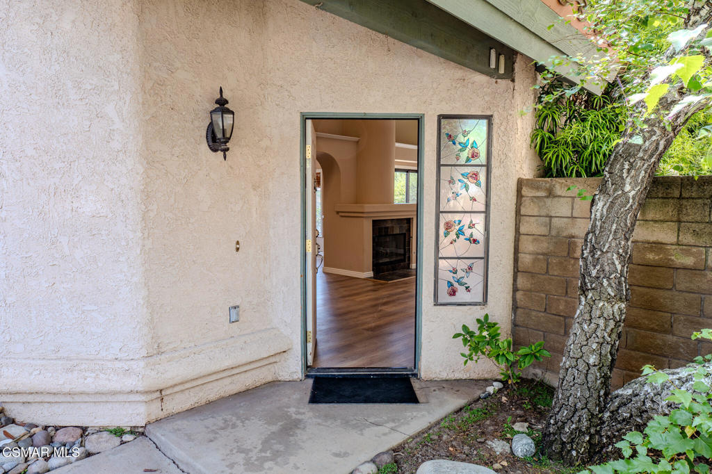 2704 Simi Hills Lane